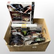 16 Hasbro and Kenner Star Wars figurines, boxed.