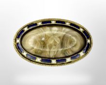 A Georgian gold and enamel memorial brooch, 32 mm x 20 mm.