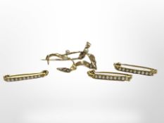 Three 15ct gold pearl pin brooches and a further 15ct gold pearl brooch, total 4.9g.