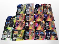 18 Kenner Star Wars figurines, boxed.