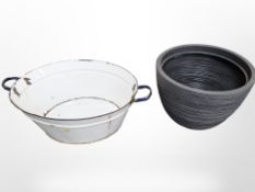 An enamelled twin-handled wash tub,