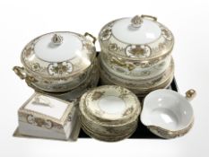 25 pieces of Noritake and Meito export dinner porcelain.