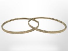 A pair of 9ct gold bangles, inner diameter 6.5cm. CONDITION REPORT: 8.0g gross.