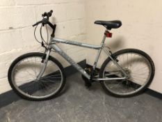 A Probike Escape bike, frame 18