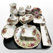 16 pieces of Royal Albert Old Country Roses cabinet china, including pair of ginger jars, dishes,