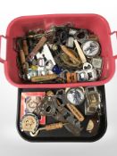 A large quantity of assorted bottle openers.