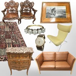 Weekly Auction of Antiques, Collectables & Furnishings
