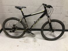 A Carrera Vulcan bike, 20