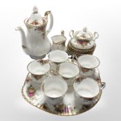 A Royal Albert Old Country Roses 15 piece tea service and matching scalloped edge tray (16)