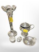 A loaded silver bud vase, height 15 cm, together with a salt with blue glass liner,