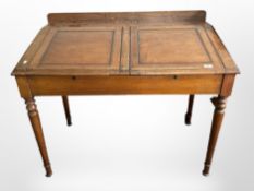 A Victorian mahogany clarks writing desk, 110 cm x 58 cm x 91 cm.