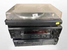 A Sony CD cassette deck TXD-RE210, further stereo receiver STR-DE225 and a Pioneer turntable PL-460,
