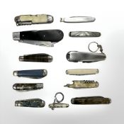 A group of folding knives, pen knives etc.