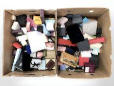 A quantity of empty jewellery boxes