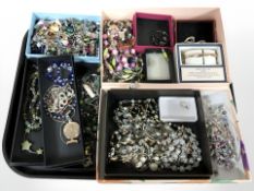 A tray of mixed modern costume jewellery, bead necklaces, earrings, charm necklace, etc.