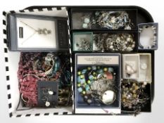 A tray of mixed modern costume jewellery, charm bracelet, bead necklaces, pendants, earrings, etc.