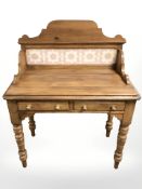 A Victorian scumbled pine wash stand, 90 cm x 51 cm x 114 cm.