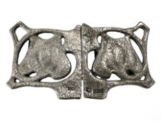 An Art Nouveau silver belt buckle, David & Maurice Davis, Birmingham 1901, width 10cm.