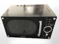 A Daewoo microwave.