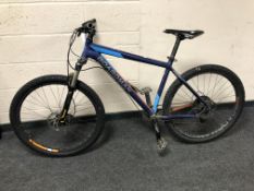 A Boardman MHT 8.6 bike, frame 19