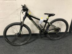 A Carrera Vulcan bike, frame 16