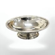 A Lindisfarne silver pedestal bowl with presentation inscription, Reid & Sons Ltd, Sheffield 1992,
