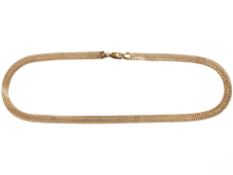 A 9ct yellow gold flat link necklace, length 45 cm CONDITION REPORT: 6.