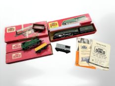 A group of Hornby Dublo items including Mail van set, two Corridor coaches,