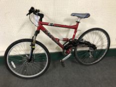 A Saracen Icon gent's mountain bike.