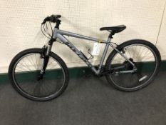 A Carrera gent's mountain bike.