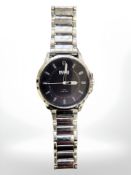 A Hugo Boss gent's stainless steel wristwatch
