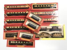 A group of Hornby OO gauge scale railway model rolling stock items, carriages, pullman cars, etc.