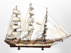 A model of the Clipper Siglo XIX, length 84 cm.