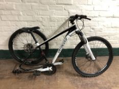 A Specialized Cross Trail mountain bike