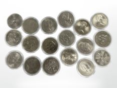 Eighteen commemorative crowns (18)