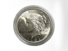 A United States of America 1922 0.900 silver Peace Dollar, 26.7g.