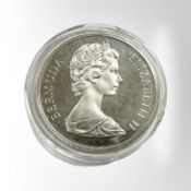 A Queen Elizabeth II Bermuda 1972 silver wedding 0.925 silver dollar, 28.4g.