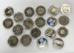 Nineteen commemorative coins (19)