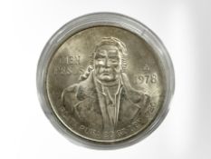 A Mexican 1978 100 Pesos 0.720 silver coin, 28g.