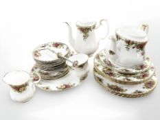 Twelve pieces of Royal Albert Old Country Roses china