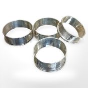 Four silver napkin rings. CONDITION REPORT: 39.7g.