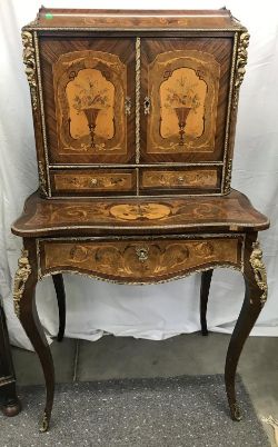 A 2 Day Antiques & Collectors including Day 1 Textiles, Haberdashery etc and Day 2 Gold, Antiques, Jewellery, Silver, Furniture, Etc.