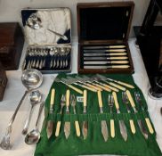 A quantity of cutlery