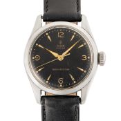 A GENTLEMAN'S SIZE STAINLESS STEEL TUDOR OYSTER SHOCK-RESISTING WRIST WATCH CIRCA 1950s, REF. 7903