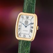 A VERY RARE GENTLEMAN'S SIZE 18K SOLID GOLD CARTIER PARIS FABERGE INCURVEE WRIST WATCH CIRCA