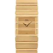 A GENTLEMAN'S SIZE 18K SOLID GOLD PIAGET POLO BRACELET WATCH CIRCA 1970s, REF. 7131 FIRST SERIES