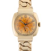 A RARE GENTLEMAN'S SIZE 9CT SOLID GOLD ROLEX PRECISION WRIST WATCH CIRCA 1933, REF. 2546 WITH HOODED