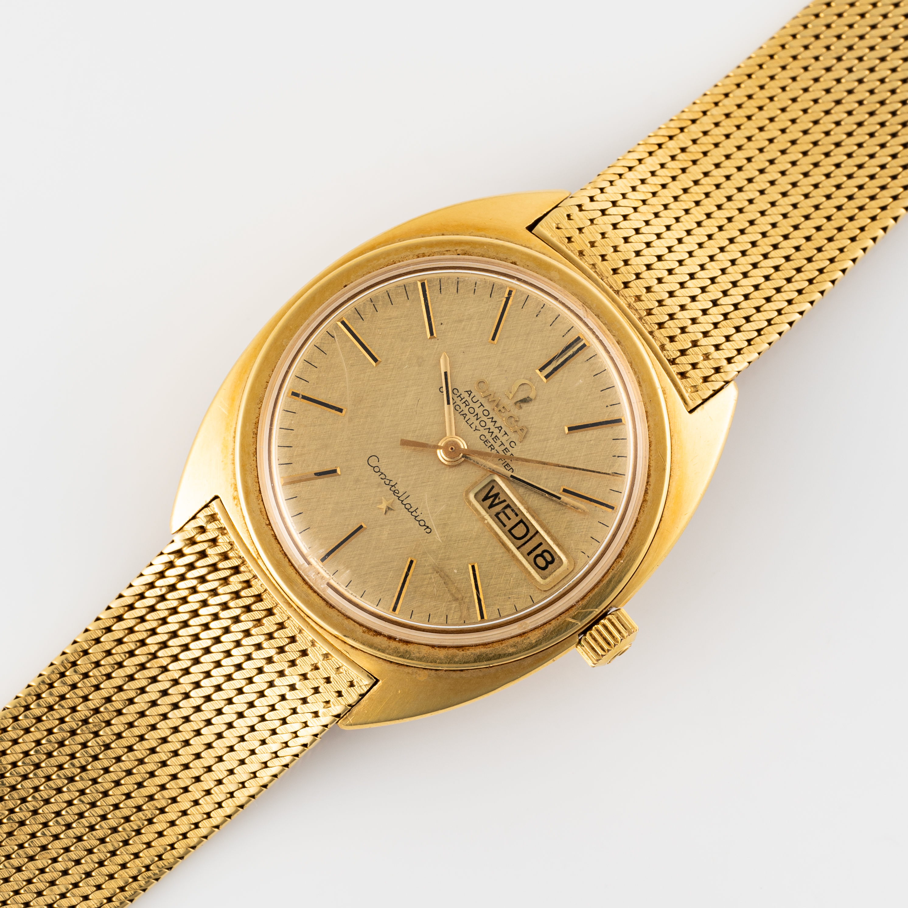 A GENTLEMAN'S SIZE 18K SOLID GOLD OMEGA CONSTELLATION AUTOMATIC CHRONOMETER DAY DATE BRACELET - Image 3 of 9