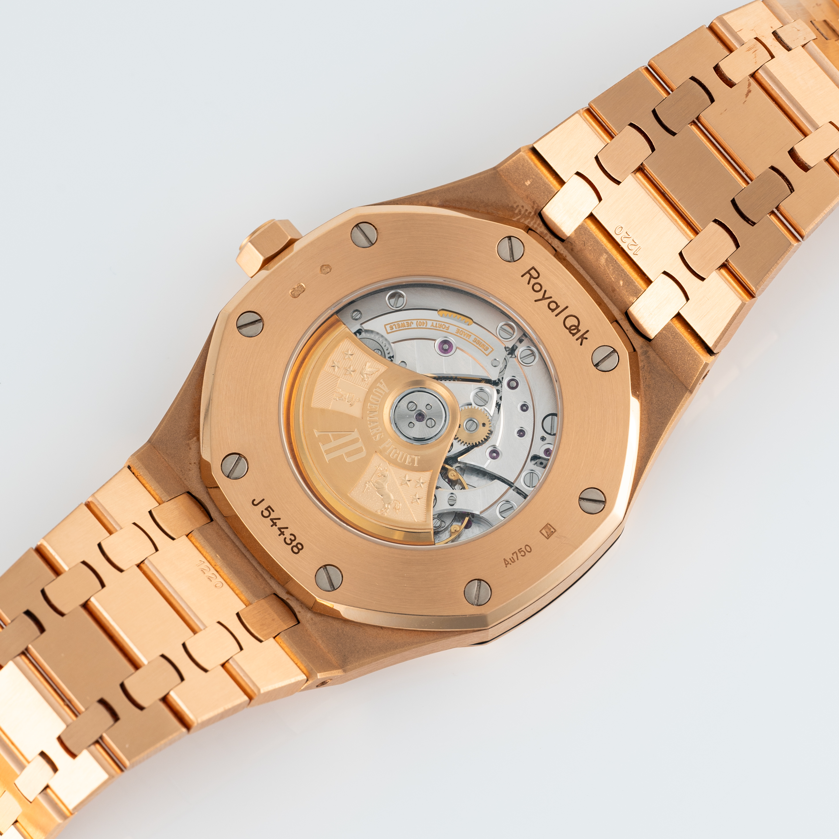 A VERY RARE GENTLEMAN'S SIZE 18K ROSE GOLD AUDEMARS PIGUET ROYAL OAK JUMBO BRACELET WATCH DATED - Image 9 of 10