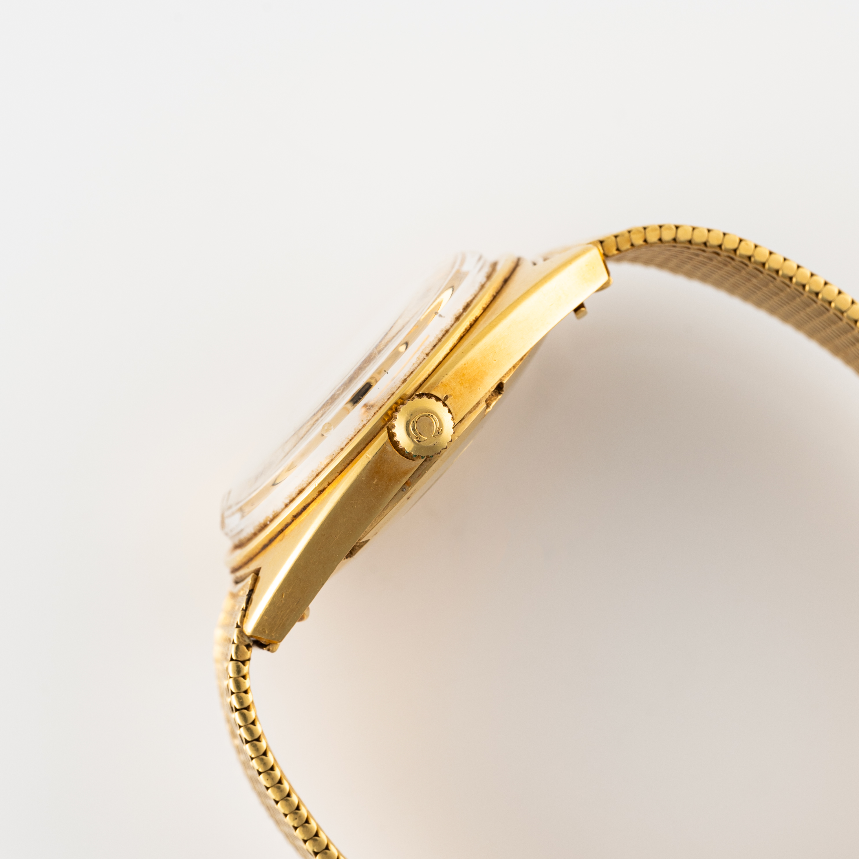 A GENTLEMAN'S SIZE 18K SOLID GOLD OMEGA CONSTELLATION AUTOMATIC CHRONOMETER DAY DATE BRACELET - Image 5 of 9